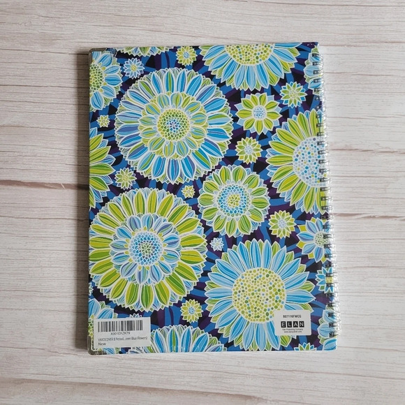 HARDCOVER 8 Period Teacher Lesson  Plan; Days Vertically Down the Side (W208) - Picture 9 of 9